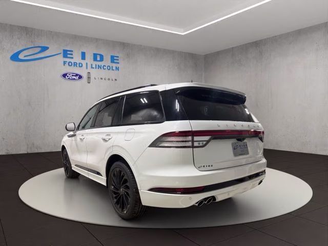 2026 Pristine White Metallic Tri-Coat Lincoln Aviator Reserve AWD SUV