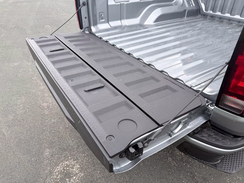 2026 Sterling Gray Metallic Chevrolet Colorado LT 4X4 Truck