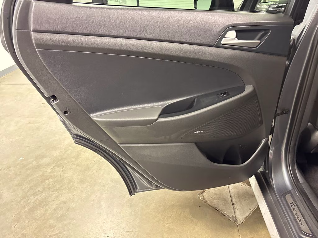 2021 Magnetic Force Hyundai Tucson Limited AWD SUV