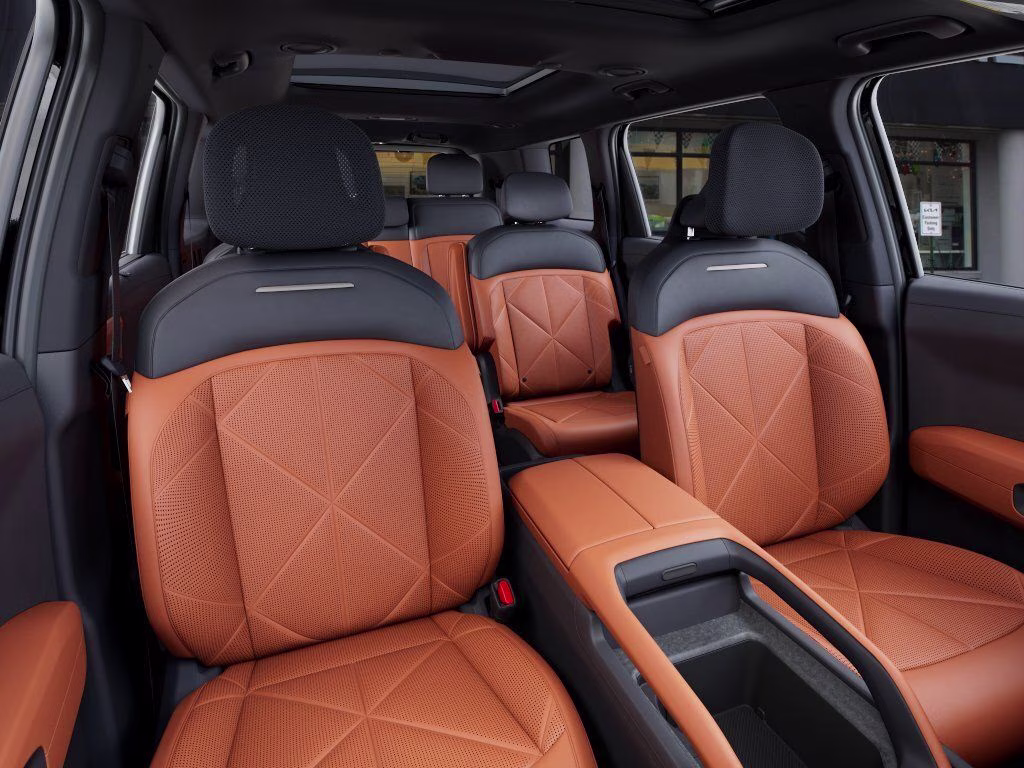 2027 Ebony Black Kia Telluride Hybrid SX FWD SUV