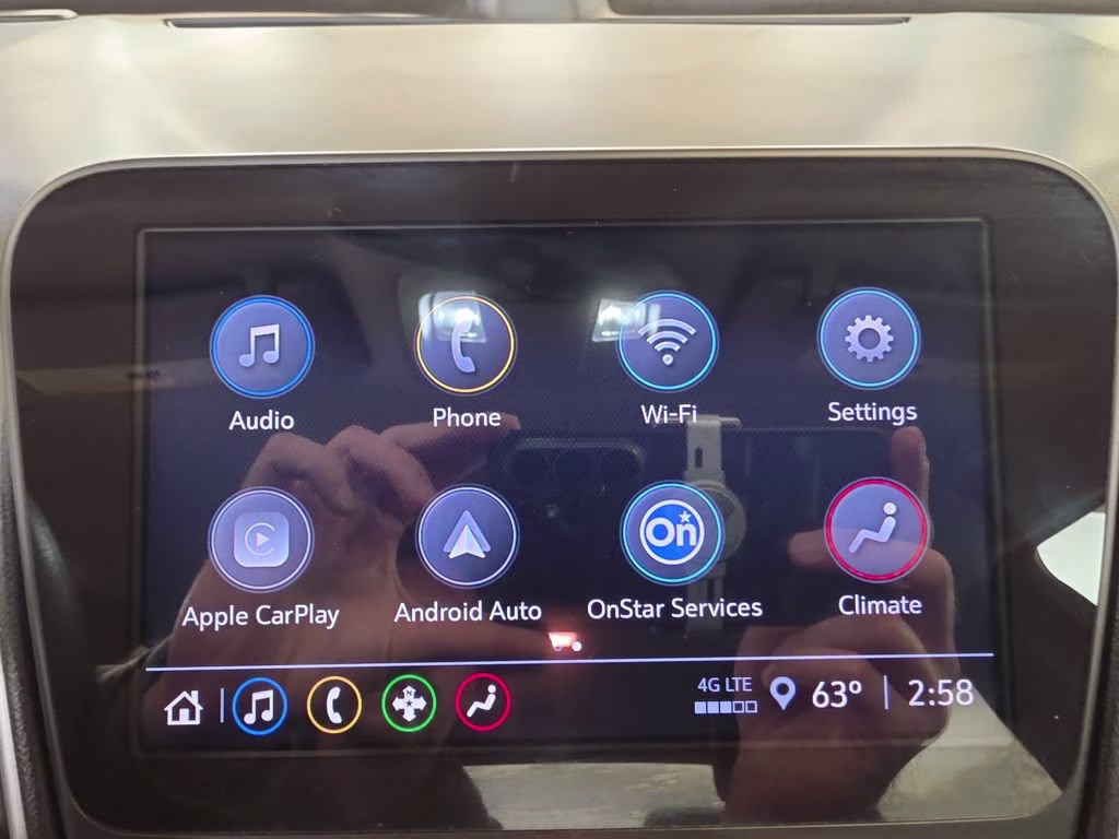 2025 Sterling Gray Metallic Chevrolet Malibu LT FWD Sedan
