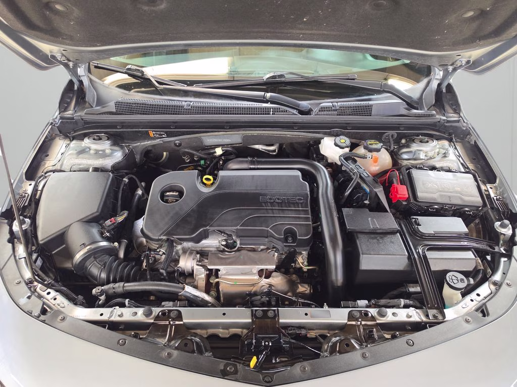 2025 Sterling Gray Metallic Chevrolet Malibu LT FWD Sedan