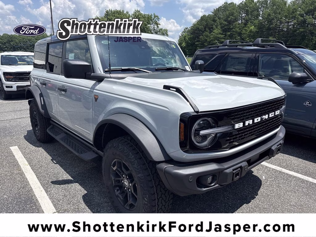 2026 Avalanche Ford Bronco Badlands 4X4 SUV