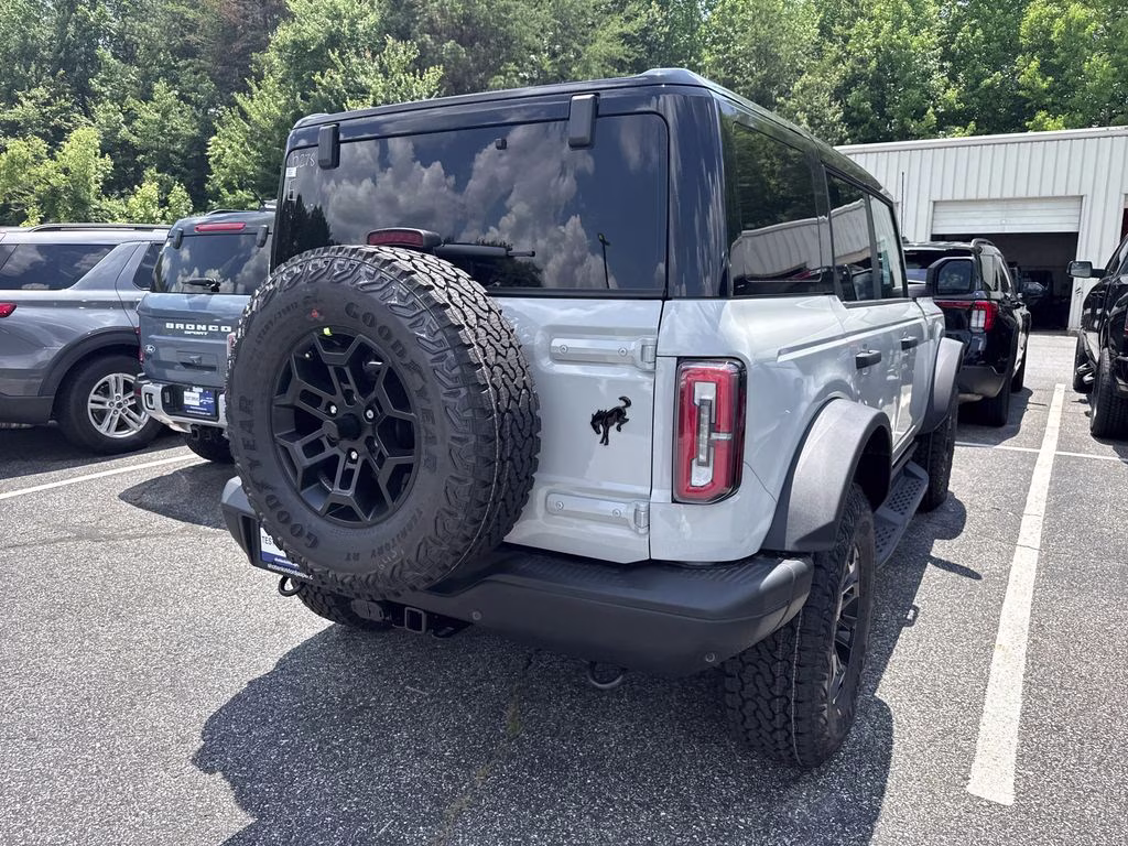 2026 Avalanche Ford Bronco Badlands 4X4 SUV