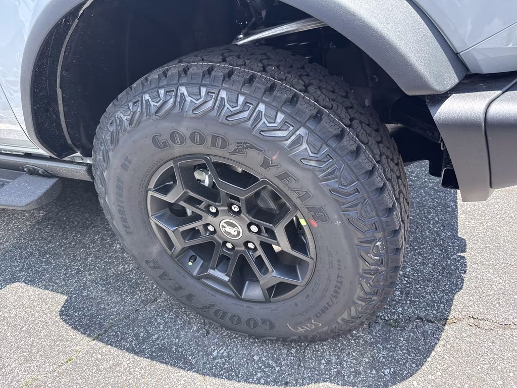 2026 Avalanche Ford Bronco Badlands 4X4 SUV