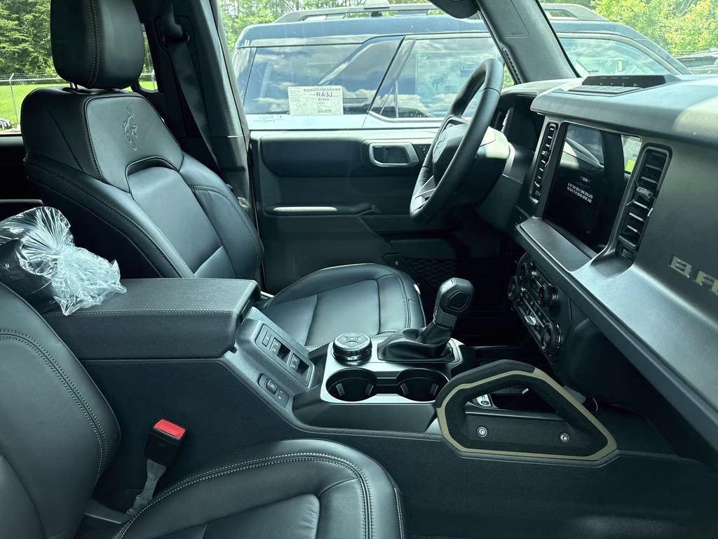 2026 Avalanche Ford Bronco Badlands 4X4 SUV