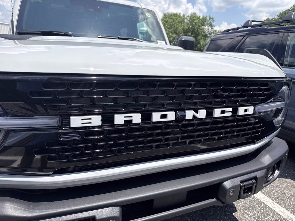 2026 Avalanche Ford Bronco Badlands 4X4 SUV