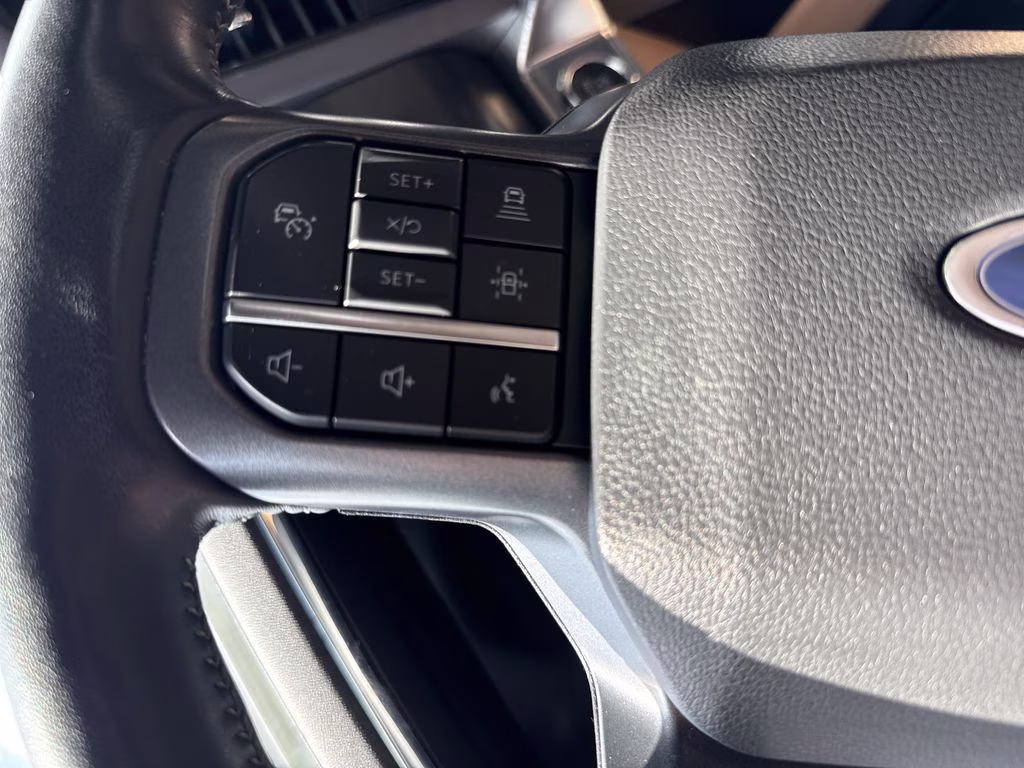 2023 Antimatter Blue Metallic Ford F-150 Lariat 4X4 Truck