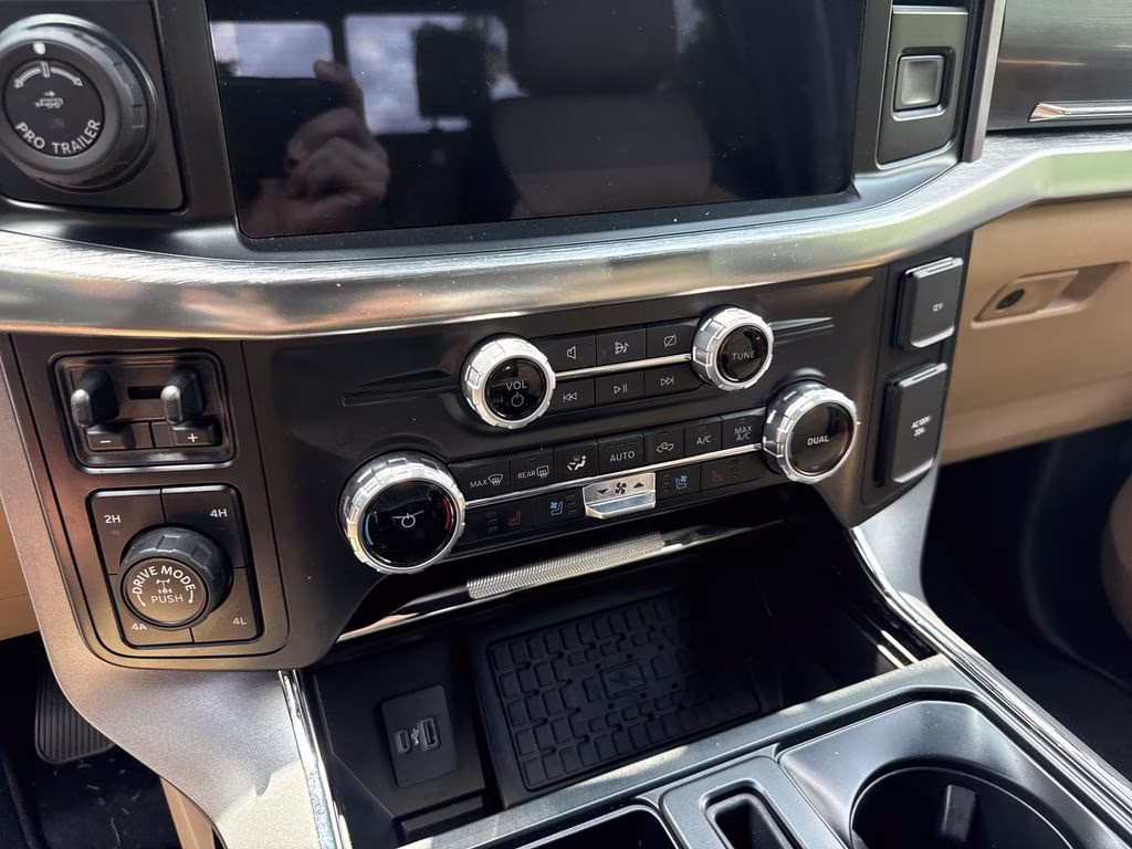2023 Antimatter Blue Metallic Ford F-150 Lariat 4X4 Truck