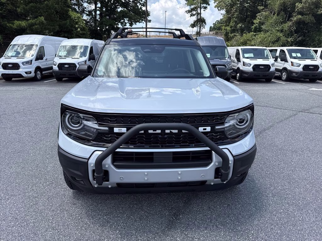 2026 White Metallic Ford Bronco Sport Outer Banks 4X4 SUV