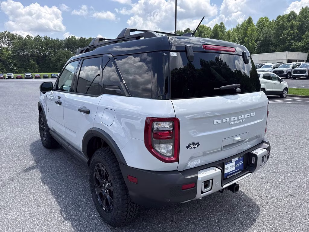 2026 White Metallic Ford Bronco Sport Outer Banks 4X4 SUV