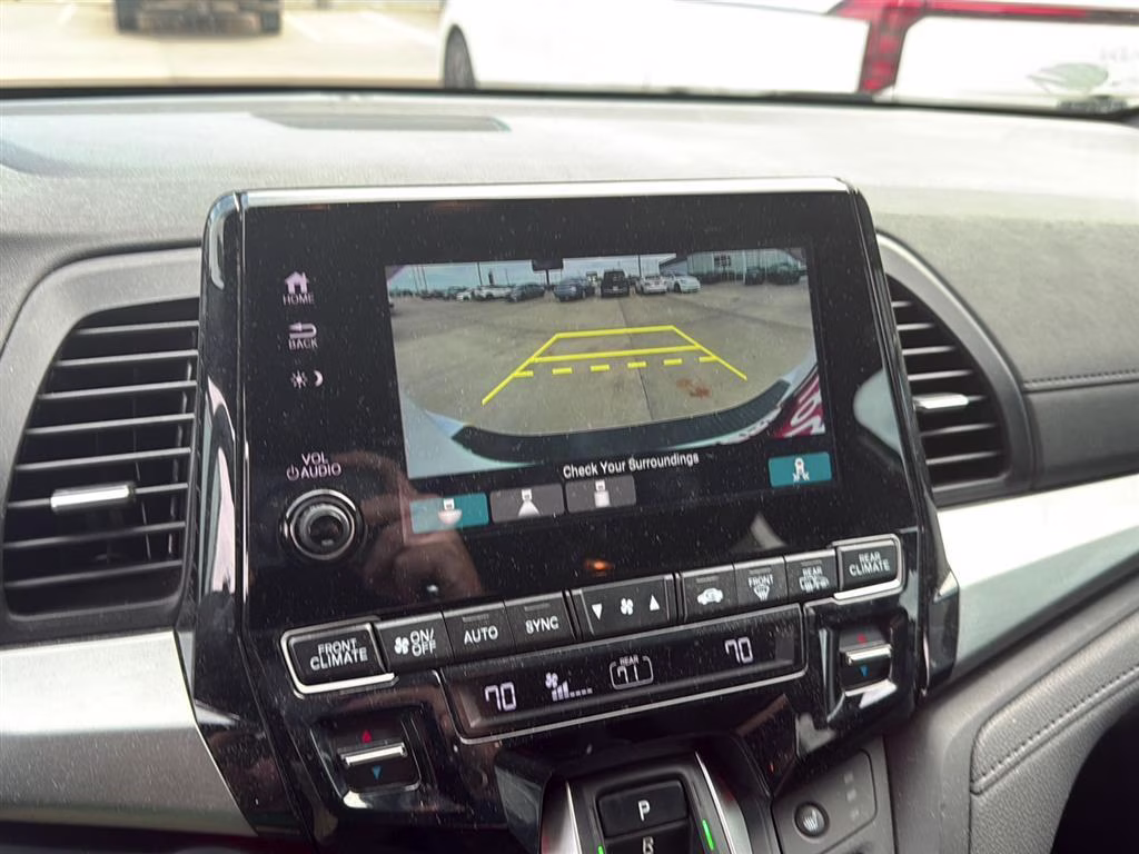 2023 Platinum White Pearl Honda Odyssey Sport FWD Van