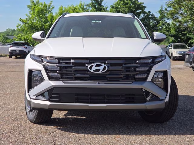 2026 White Pearl Hyundai Tucson SEL AWD SUV