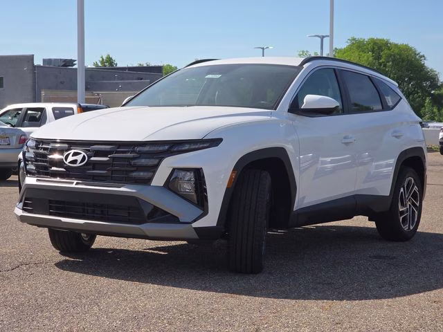 2026 White Pearl Hyundai Tucson SEL AWD SUV