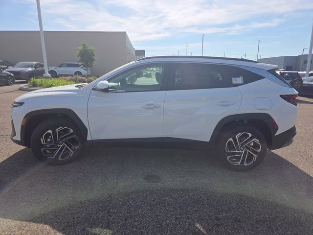 2026 White Pearl Hyundai Tucson SEL AWD SUV
