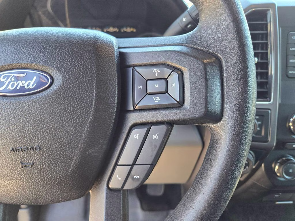 2017 White Ford F-150 XLT 4X4 Truck