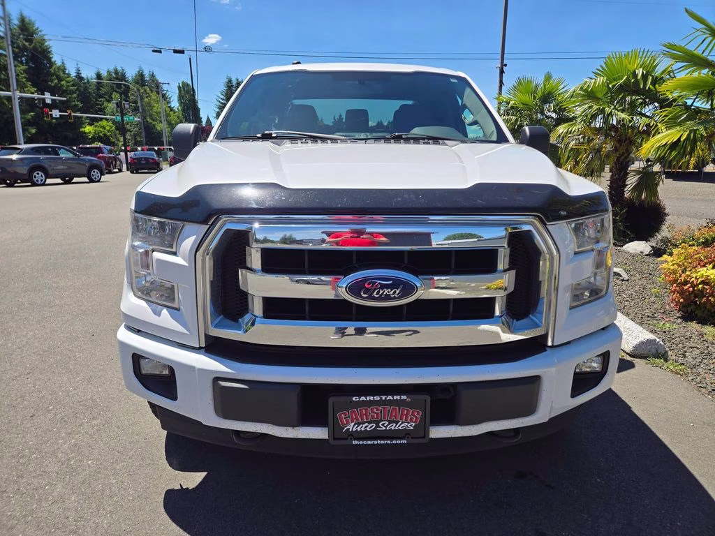 2017 White Ford F-150 XLT 4X4 Truck