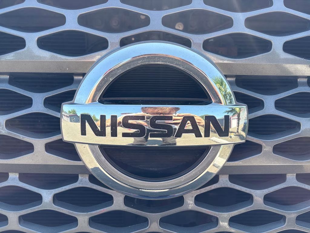2017 Blue Nissan Titan XD SV 4X4 Truck