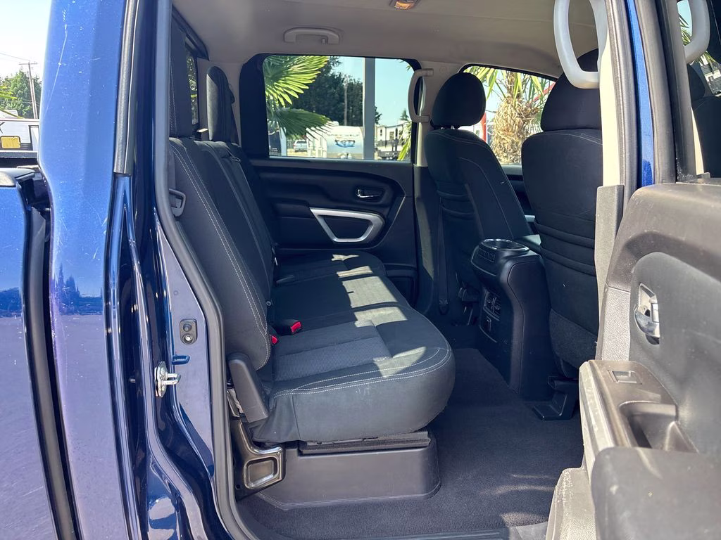 2017 Blue Nissan Titan XD SV 4X4 Truck