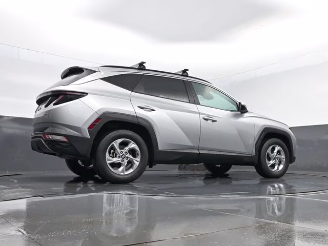 2023 Shimmering Silver Hyundai Tucson SEL AWD SUV