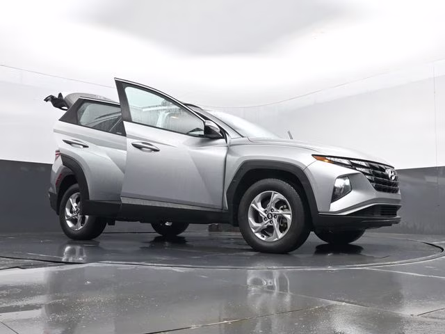 2023 Shimmering Silver Hyundai Tucson SEL AWD SUV
