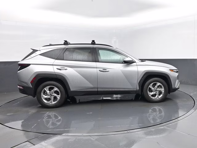 2023 Shimmering Silver Hyundai Tucson SEL AWD SUV