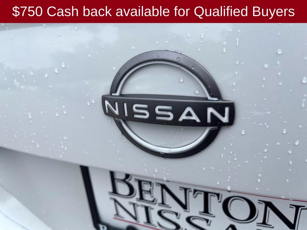 2025 Aspen White Tricoat Nissan Versa 1.6 SV FWD Sedan