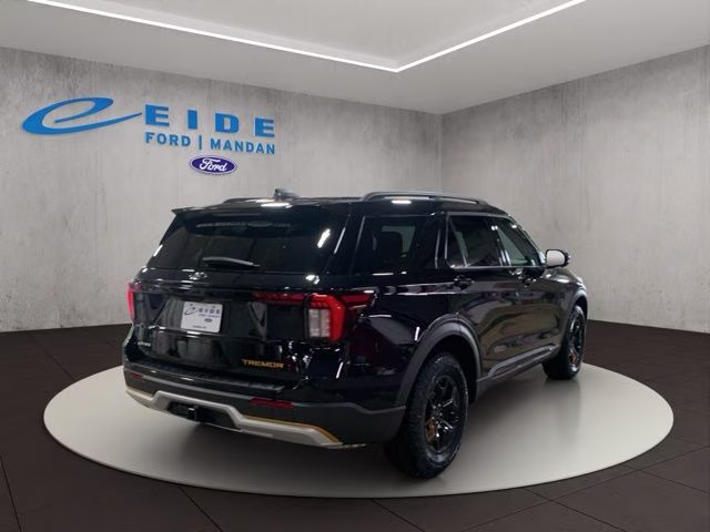 2026 Agate Black Metallic Ford Explorer Tremor 4X4 SUV