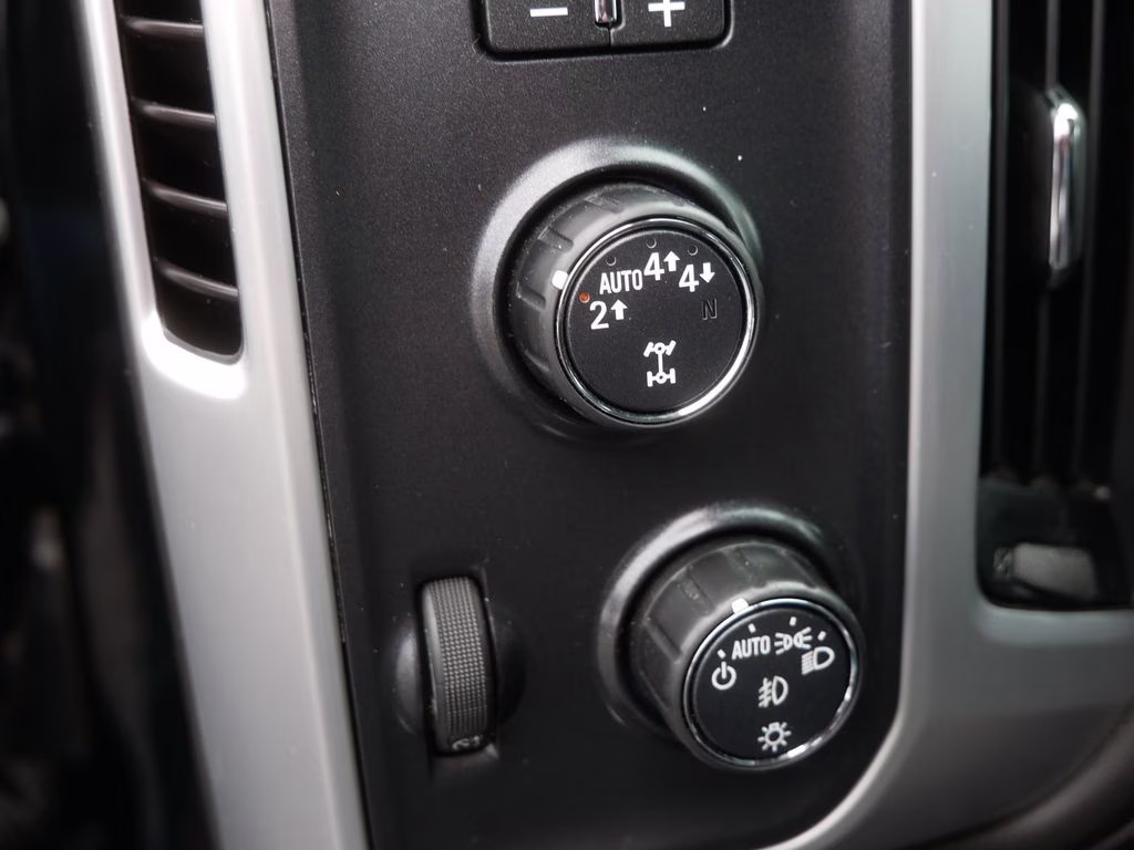 2018 Onyx Black GMC Sierra 1500 SLT 4X4 Truck