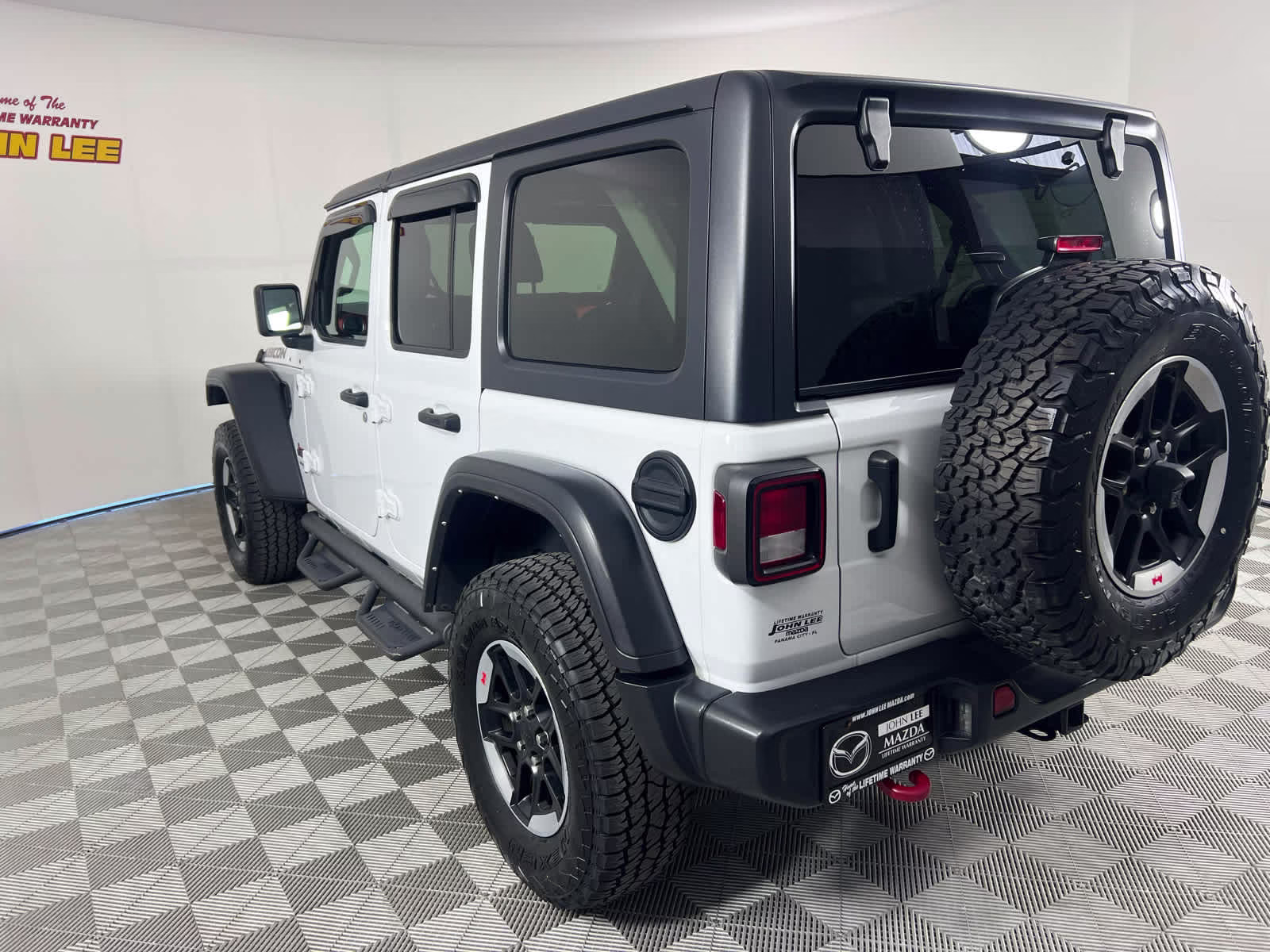 2021 Bright White Clearcoat Jeep Wrangler Unlimited Rubicon 4X4 SUV
