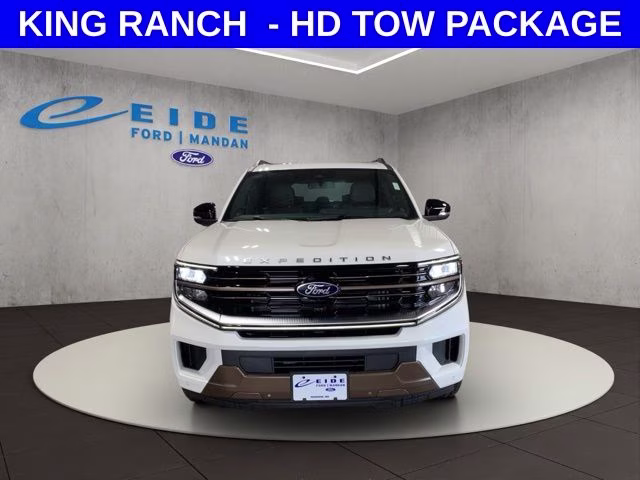 2026 Star White Metallic Tri-Coat Ford Expedition Max King Ranch 4X4 SUV