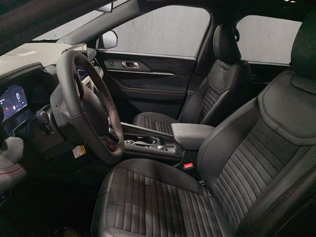 2026 Agate Black Metallic Ford Explorer ST-Line 4X4 SUV