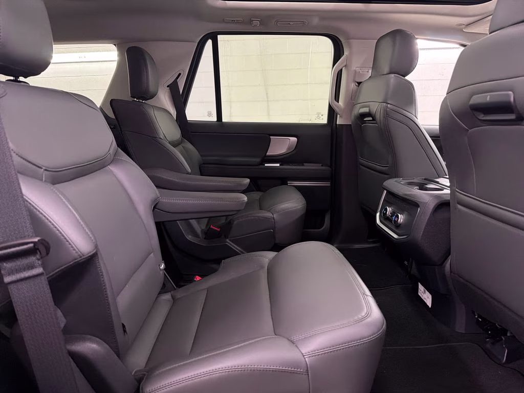 2026 DARK MATTER GRA Ford Expedition Active 4X4 SUV