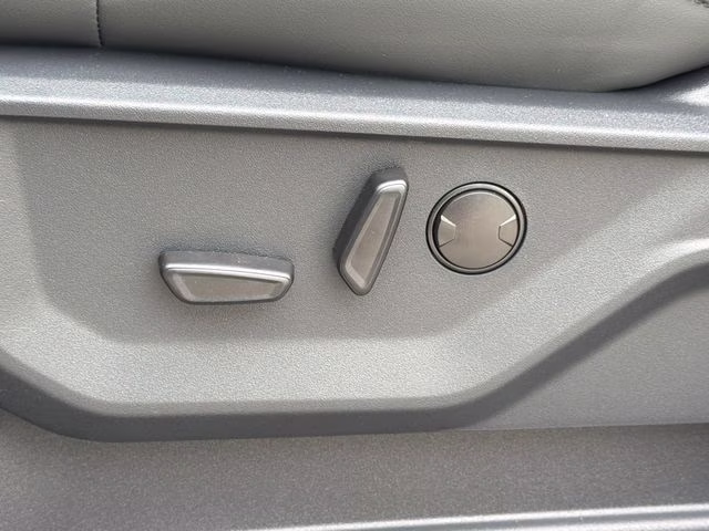 2026 Silver Metallic Ford Expedition Active RWD SUV