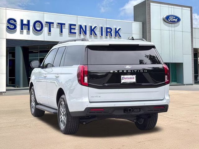 2026 Silver Metallic Ford Expedition Active RWD SUV