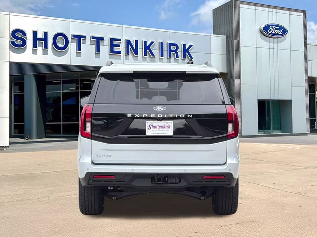 2026 Silver Metallic Ford Expedition Active RWD SUV