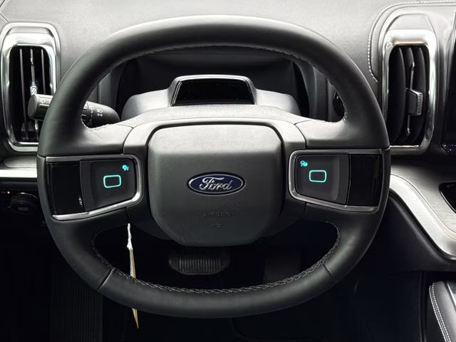 2026 Gray Metallic Ford Expedition Platinum 4X4 SUV