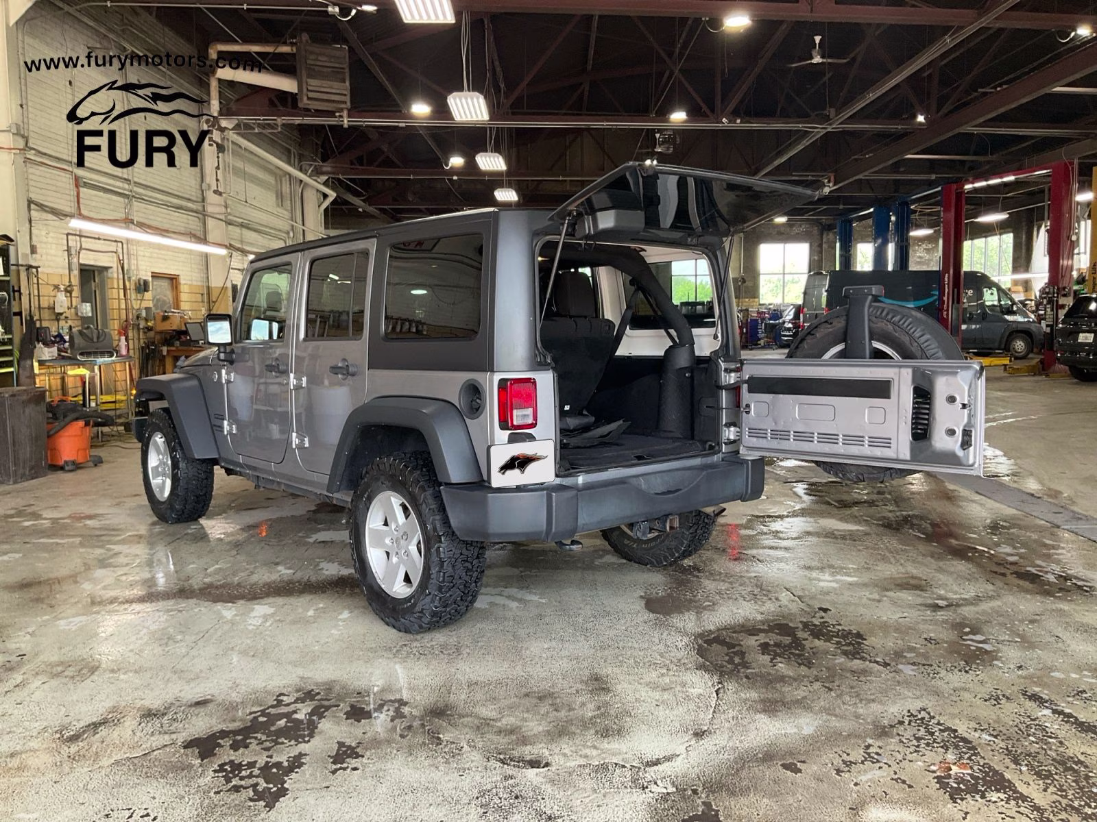 2017 Billet Silver Metallic Clearcoat Jeep Wrangler Unlimited Sport 4X4 SUV