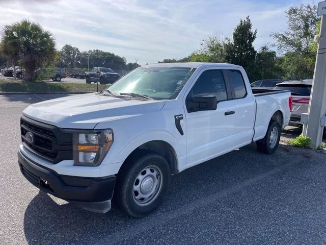 2023 Oxford White Ford F-150 XL RWD Truck