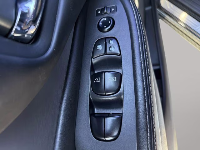 2020 Super Black Metallic Nissan Murano S FWD SUV