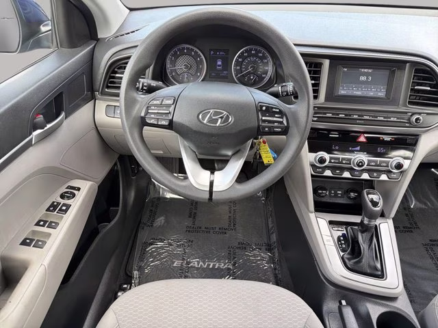 2020 Lakeside Blue Hyundai Elantra SE FWD Sedan