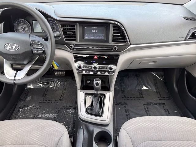 2020 Lakeside Blue Hyundai Elantra SE FWD Sedan