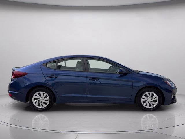 2020 Lakeside Blue Hyundai Elantra SE FWD Sedan