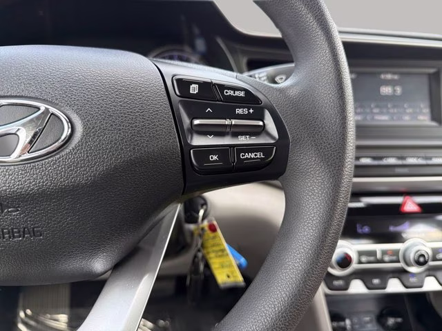 2020 Lakeside Blue Hyundai Elantra SE FWD Sedan