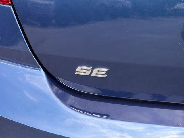 2020 Lakeside Blue Hyundai Elantra SE FWD Sedan