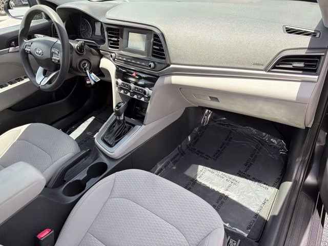 2020 Portofino Gray Hyundai Elantra SE FWD Sedan