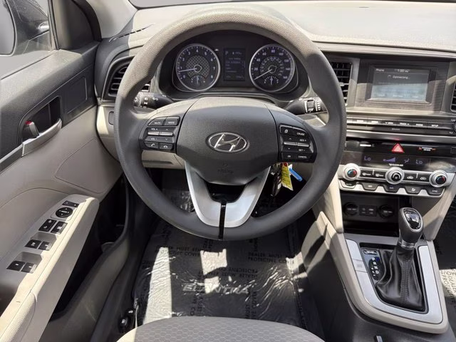 2020 Portofino Gray Hyundai Elantra SE FWD Sedan