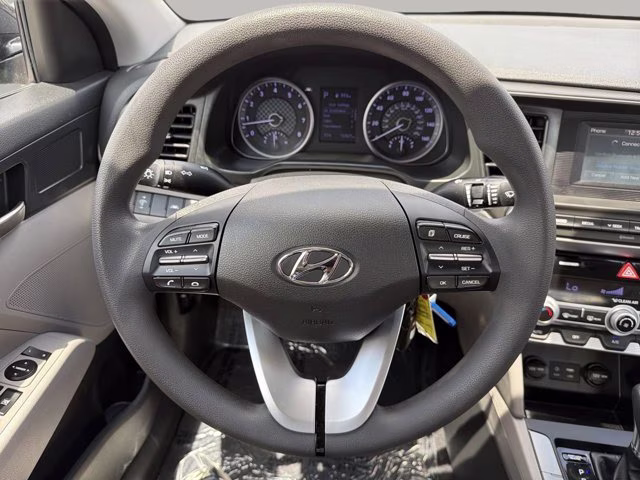 2020 Portofino Gray Hyundai Elantra SE FWD Sedan