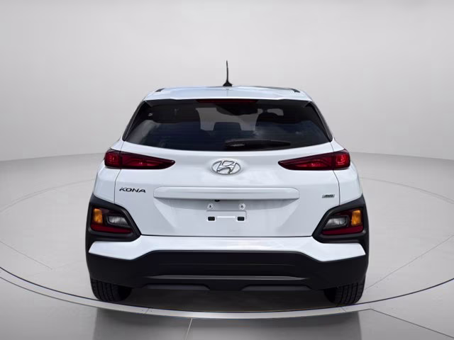 2020 Chalk White Hyundai Kona SE AWD SUV