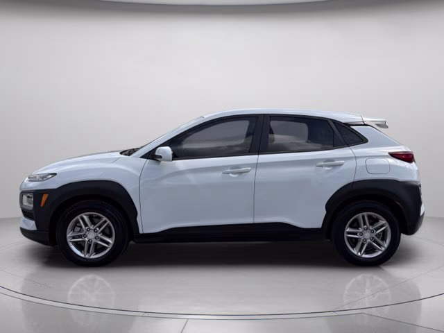 2020 Chalk White Hyundai Kona SE AWD SUV